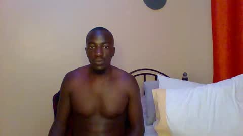 Snapshot of zlatann2012 chatting on 03/06/25, 06:26 Zlatann2012 online show from 03/06/25, 06:26