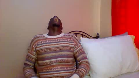 Snapshot of zlatann2012 chatting on 03/10/25, 05:54 Zlatann2012 online show from 03/10/25, 05:54