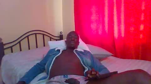 Snapshot of zlatann2012 chatting on 03/11/25, 07:48 Zlatann2012 online show from 03/11/25, 07:48