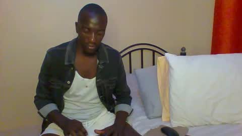 Snapshot of zlatann2012 chatting on 03/11/25, 05:13 Zlatann2012 online show from 03/11/25, 05:13
