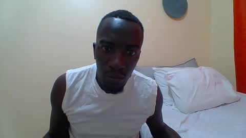 Zlatann2012 online show from 11/11/25, 11:43