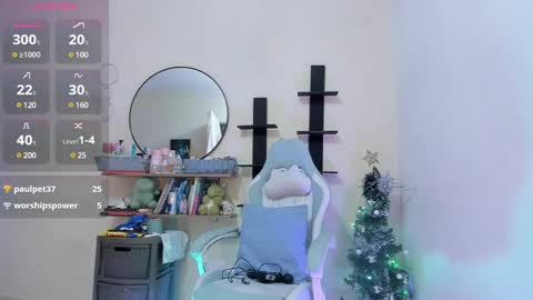 zoe_37 online show from 12/12/24, 03:10