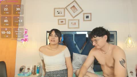 Snapshot of zoe_and_dylan_ chatting on 11/10/25, 12:04 Zoe and dylan online show from 11/10/25, 12:04