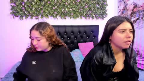 Snapshot of zoe_and_valeria chatting on 06/02/26, 02:30 Zoe And Valeria online show from 06/02/26, 02:30