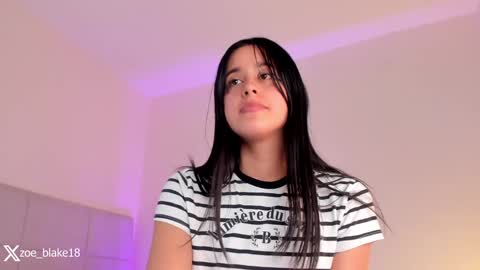 Snapshot of zoe_blake18 chatting on 12/02/24, 09:17 Zoe online show from 12/02/24, 09:17