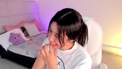 Snapshot of zoe_blake18 chatting on 12/13/24, 09:41 Zoe online show from 12/13/24, 09:41