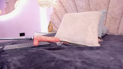 zoe_blosson online show from 05/12/26, 03:03