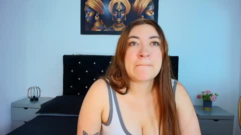 Snapshot of zoe_clarck_ chatting on 05/15/26, 12:12 zoe_clarck_ online show from 05/15/26, 12:12