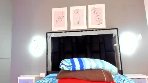 Snapshot of zoe_curvyy chatting on 07/02/26, 12:11 zoe_curvyy online show from 07/02/26, 12:11