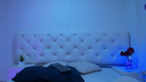 Snapshot of zoe_evaanss_ chatting on 08/03/26, 06:33 zoe_evaanss_ online show from 08/03/26, 06:33