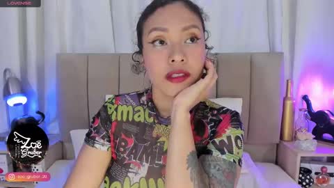 Zoe Gruber online show from 09/13/25, 02:55