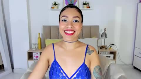 Zoe Gruber online show from 05/08/26, 01:33