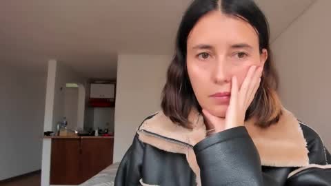 ZOE online show from 02/13/25, 10:33