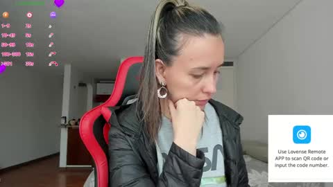 Snapshot of zoe_jeane_beker chatting on 05/19/26, 06:47 ZOE online show from 05/19/26, 06:47