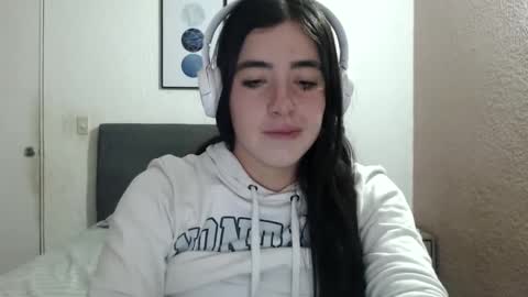 Zoe online show from 01/09/25, 03:47