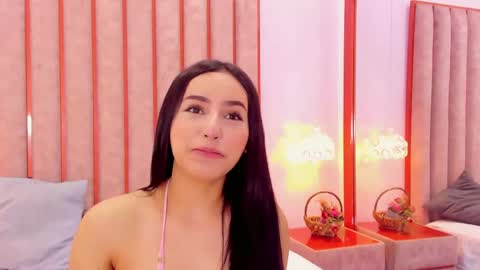 Snapshot of zoe_monrow chatting on 05/29/26, 12:14 Zoe Monrow online show from 05/29/26, 12:14