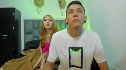 She Zoe He Painn online show from 12/01/25, 09:53