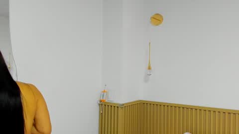 Snapshot of zoe_rivers chatting on 12/23/24, 11:04 Zoe online show from 12/23/24, 11:04