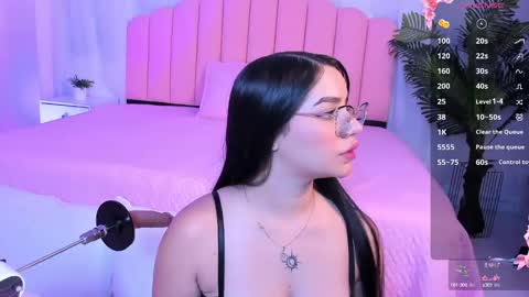 Snapshot of zoe_rivers chatting on 02/13/25, 05:33 Zoe online show from 02/13/25, 05:33