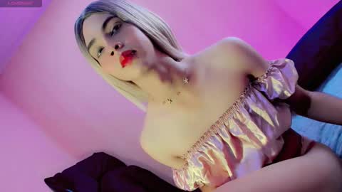 Snapshot of zoe_rous2 chatting on 02/04/26, 07:09 ZOE online show from 02/04/26, 07:09