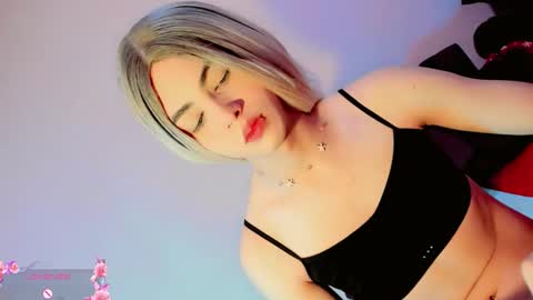 Snapshot of zoe_rous2 chatting on 03/15/26, 01:17 ZOE online show from 03/15/26, 01:17