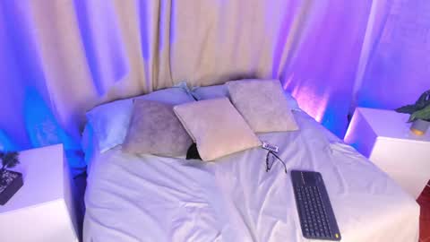 zoe_rousee_ online show from 07/02/26, 12:11