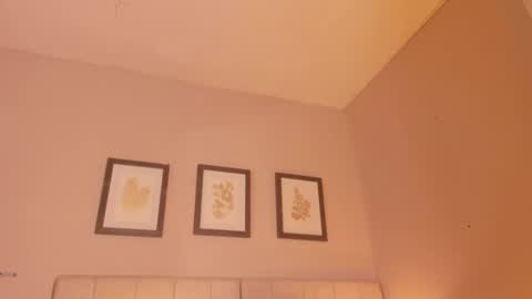 Hi guys i am Zoe  online show from 03/28/26, 11:43