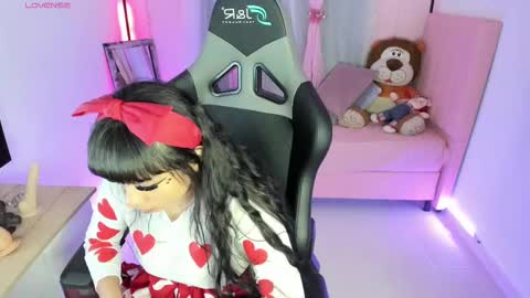 zoe_sullivan_ online show from 02/14/25, 09:56