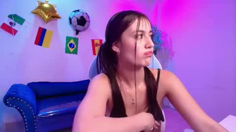 Zoe online show from 07/13/26, 11:40