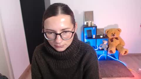 Snapshot of zoe_sweet55 chatting on 10/23/25, 09:52 zoe_sweet55 online show from 10/23/25, 09:52