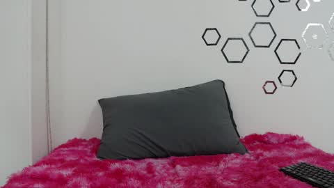 Carolina online show from 11/21/25, 08:51