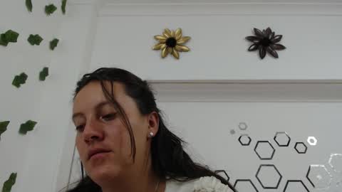 Carolina online show from 12/20/25, 10:17