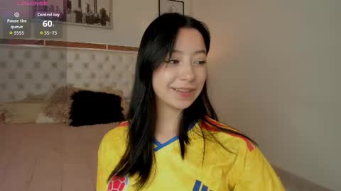 Zoe online show from 06/17/26, 08:32