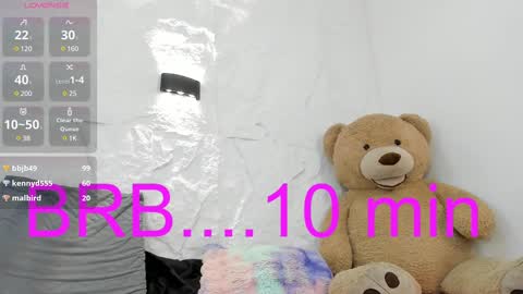 zoeameliie online show from 02/09/25, 09:06