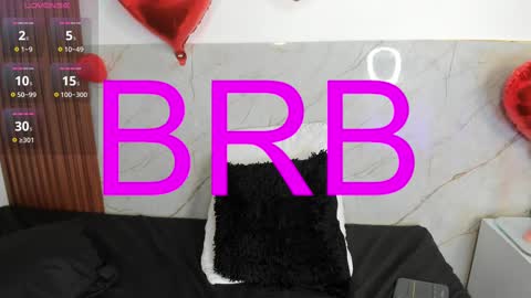 zoeameliie online show from 02/15/25, 09:15