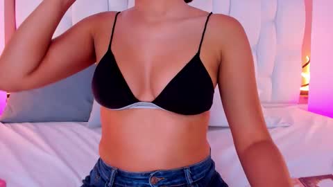 Zoe And Ethan online show from 10/03/25, 06:38