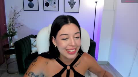 Snapshot of zoee_jackson chatting on 01/17/25, 10:01 zoee jackson online show from 01/17/25, 10:01