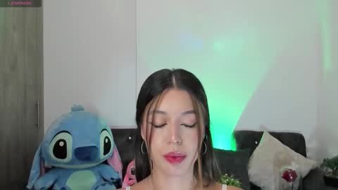 Snapshot of zoee_jackson chatting on 09/09/25, 01:49 zoee jackson online show from 09/09/25, 01:49