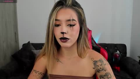 Snapshot of zoee_jackson chatting on 10/31/25, 06:09 zoee jackson online show from 10/31/25, 06:09