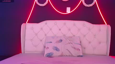 zoe online show from 01/14/25, 05:56