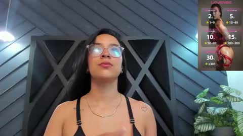 Zoe 3 online show from 11/10/25, 05:34