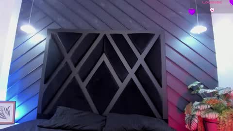 Zoe 3 online show from 02/17/26, 06:03