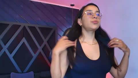 Zoe 3 online show from 04/18/26, 05:39