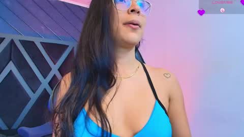 Zoe 3 online show from 04/23/26, 05:26