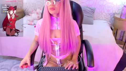 zoeecarter_ online show from 04/30/26, 11:49