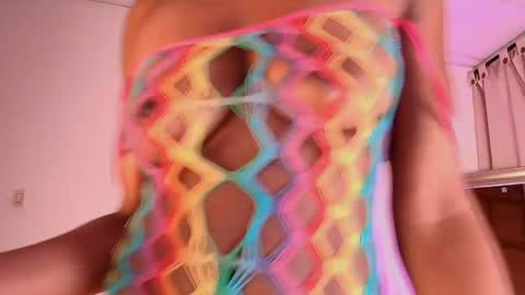 ZoeDreams online show from 05/27/26, 01:57