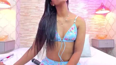 ZoeeSmitth online show from 01/05/26, 05:27