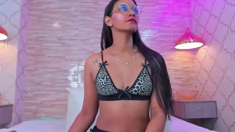 ZoeeSmitth online show from 02/24/26, 11:52