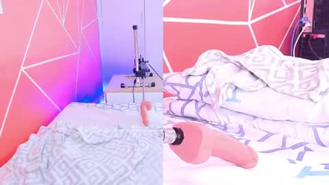    online show from 03/03/25, 02:04