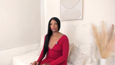 zoegarner10 online show from 10/18/25, 07:03